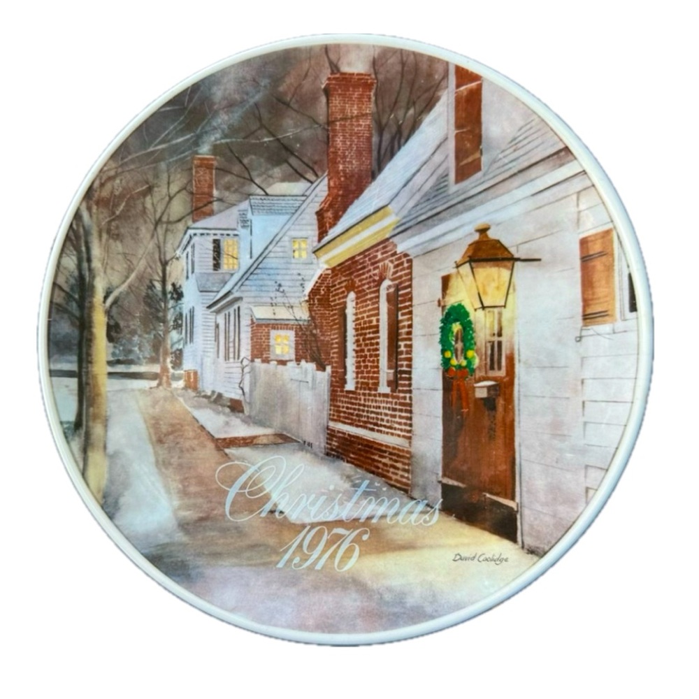 Smucker's COLLECTOR
SERIES CHRISTMAS PLATES 1976